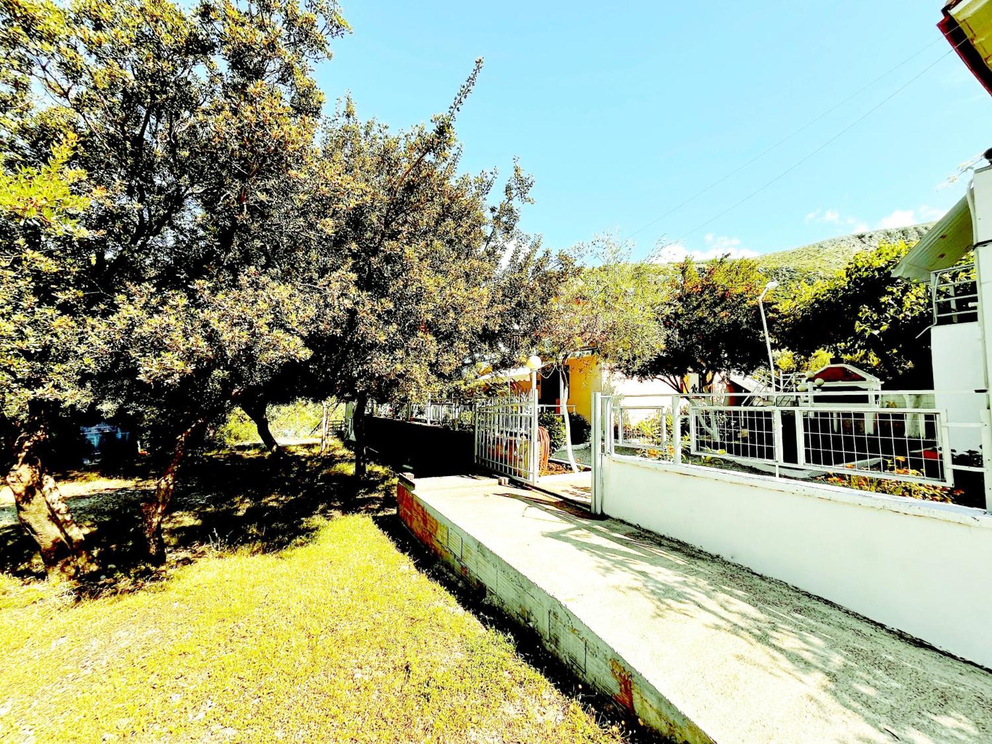 Garden Rooms Himarë Exterior foto